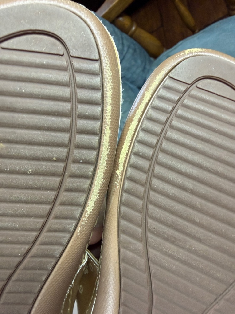 Women's Metallic Pearl Gold Embellished Thong Sandals - Picture 8 of 8